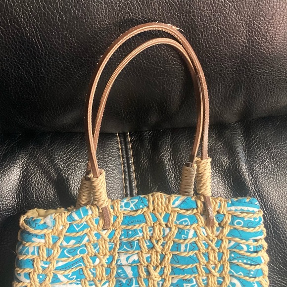 Ralph Lauren Polo Jean Co. Blue & White Bandanna Woven Straw Mini Bag - Picture 4 of 11